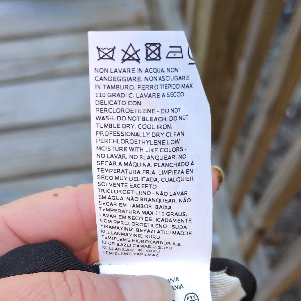MaxMara Black and White Patterned Trench Coat - Picture 12 of 13